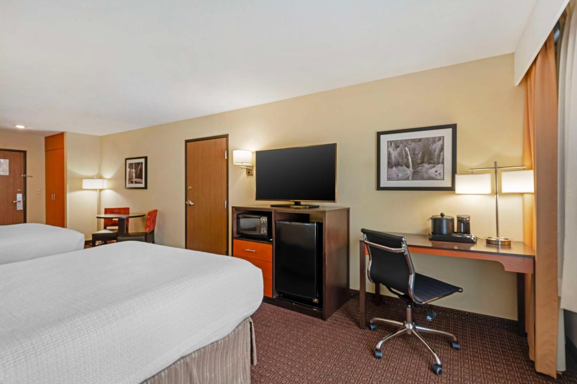 Best Western Cascade Inn & Suites Troutdale Exterior foto