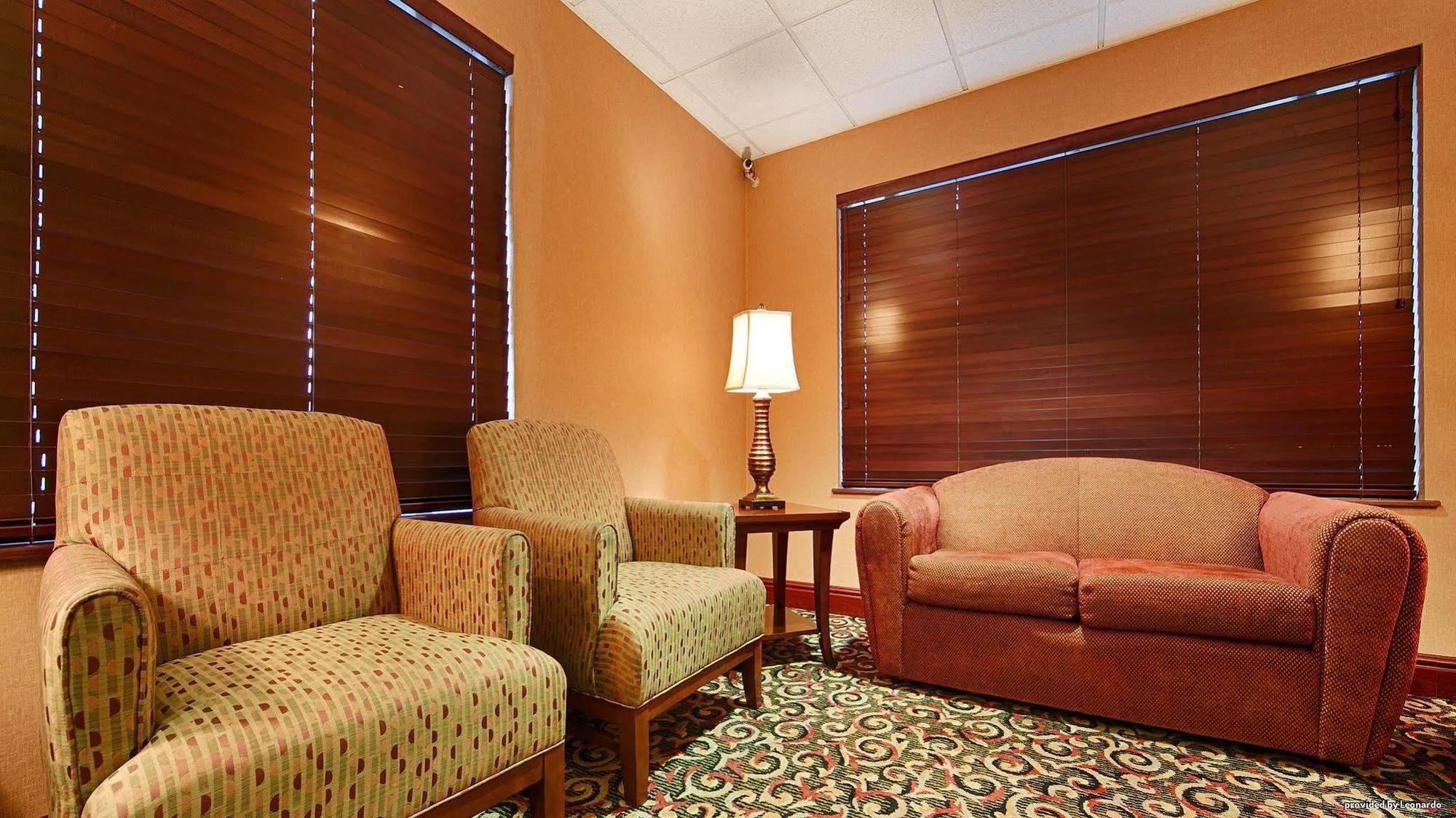 Best Western Cascade Inn & Suites Troutdale Exterior foto