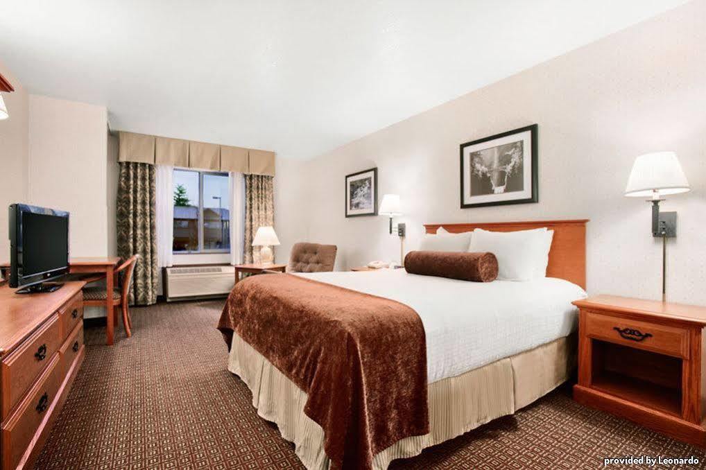 Best Western Cascade Inn & Suites Troutdale Exterior foto